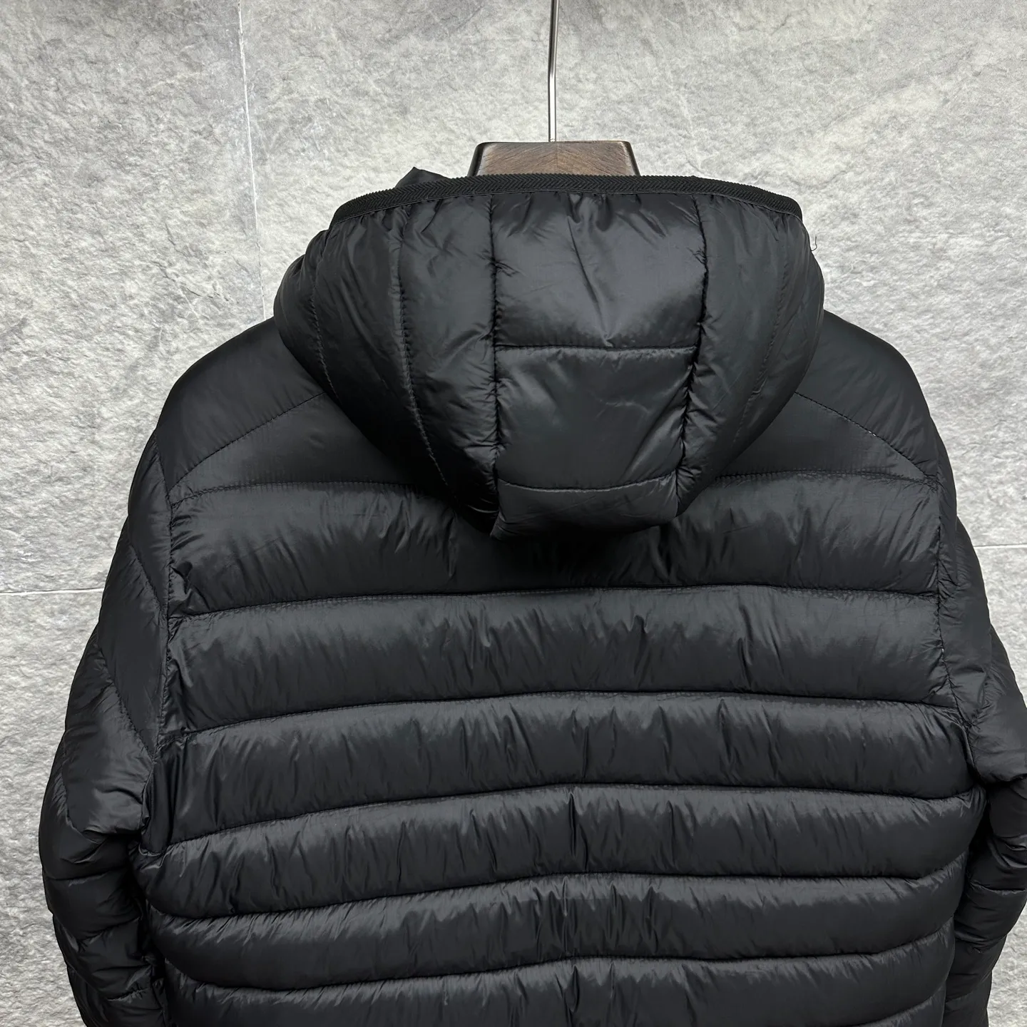P430 Ralph Lauren 2025 new embroidered logo couple's cotton jacket (removable hood) 🍃High version top quality🍃 💯Using polyester fiber composite custom fabric, excellent breathability, original custom hardware molding, original custom lining all inside, non-pilling, wear-resistant, comfortable and soft, highly wrinkle-resistant, a couple's cotton jacket, original main wheat washed tag packaging👍 Size: M-3XL Color: black
